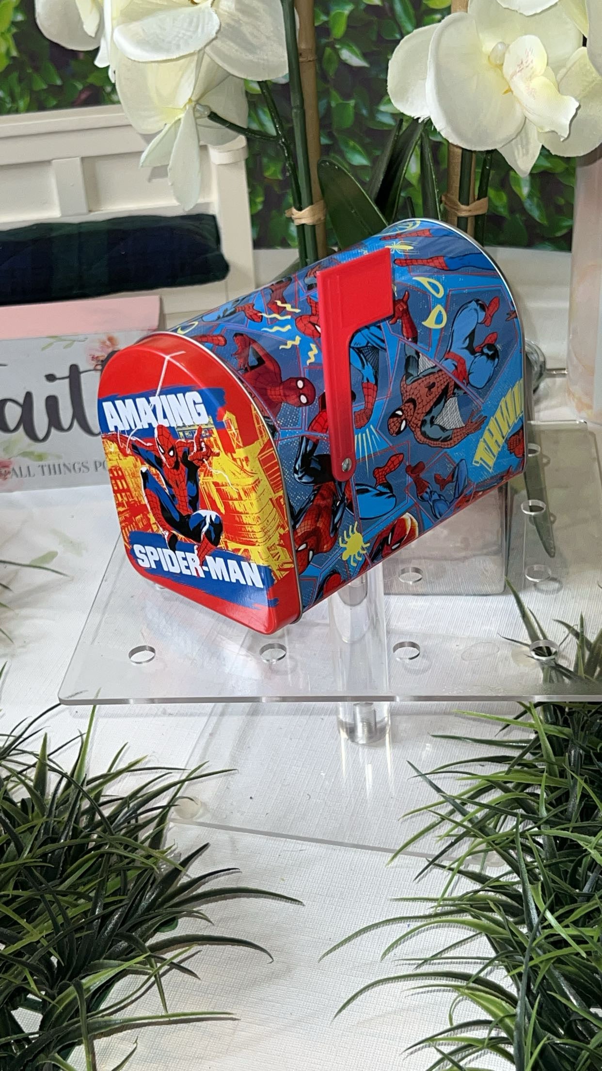 Valentine’s Day Kids Themed Mailbox